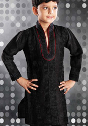 Hypnotizing Black Kurta Pyjama