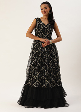 Teen Girls Black Net Embroidered V Neck Gown
