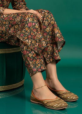 Copper Hand Embroidered Sequins Juti