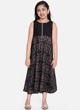 Kids Girls Black Print Ankle Length Dress With U Neck Style