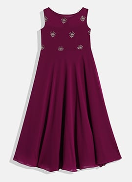 Kids Girls Magenta Georgette Embroidered Boat Neck Gown