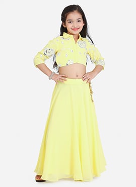 Kids Girls Yellow Embroidered Collar Neck Blouse N Skirt