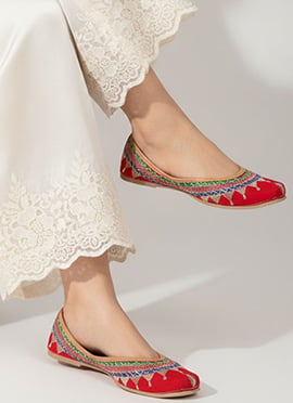 Red Zari Work Juti