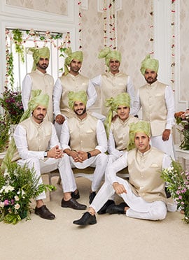 White Banarasi Silk Embroidered Bandi Set Wedding Wear