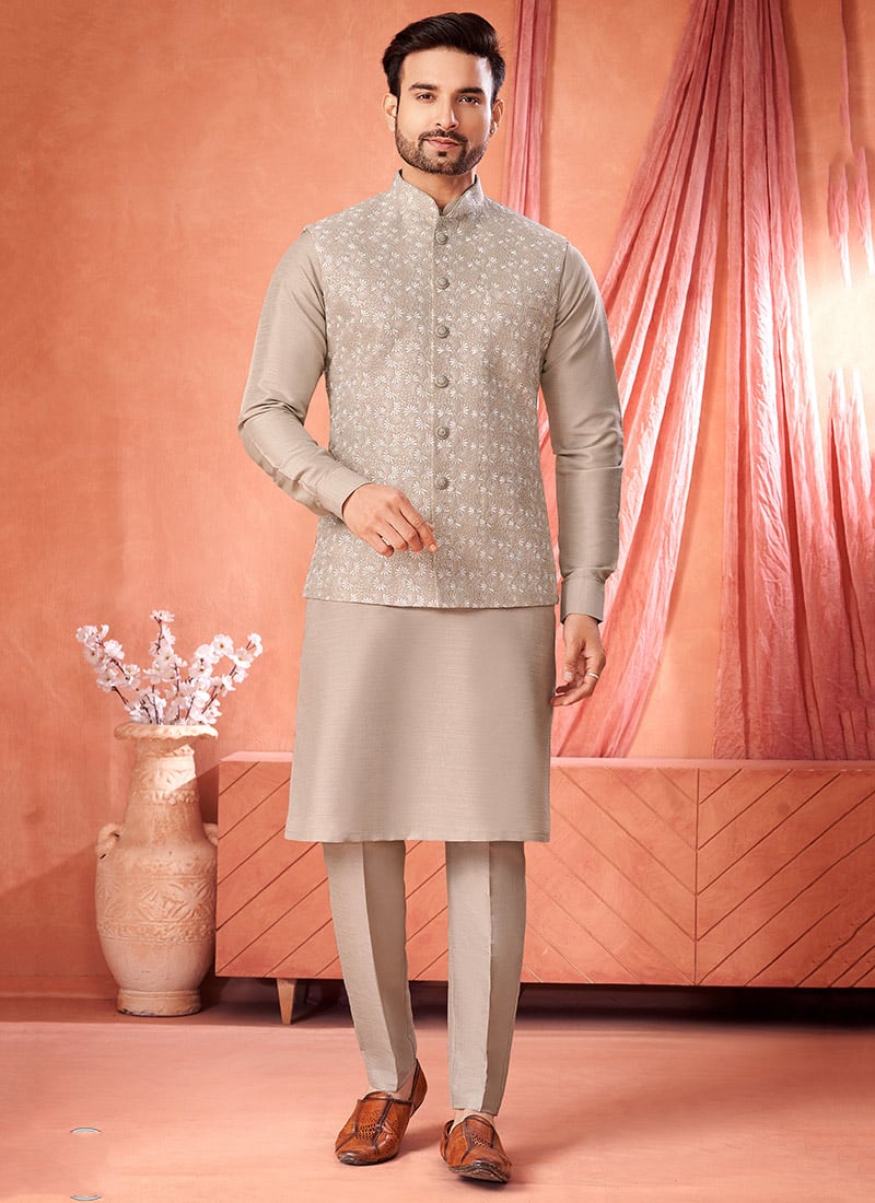 Beige Banarasi Silk Embroidered Sequins Thread Bandi Set Festive Wear