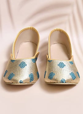 Beige Jacquard Juti For Women