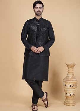 Black Banarasi Silk Embroidered Sequins Bandi Set