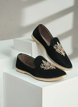 Black Beads Zardosi Work Mojari For Men