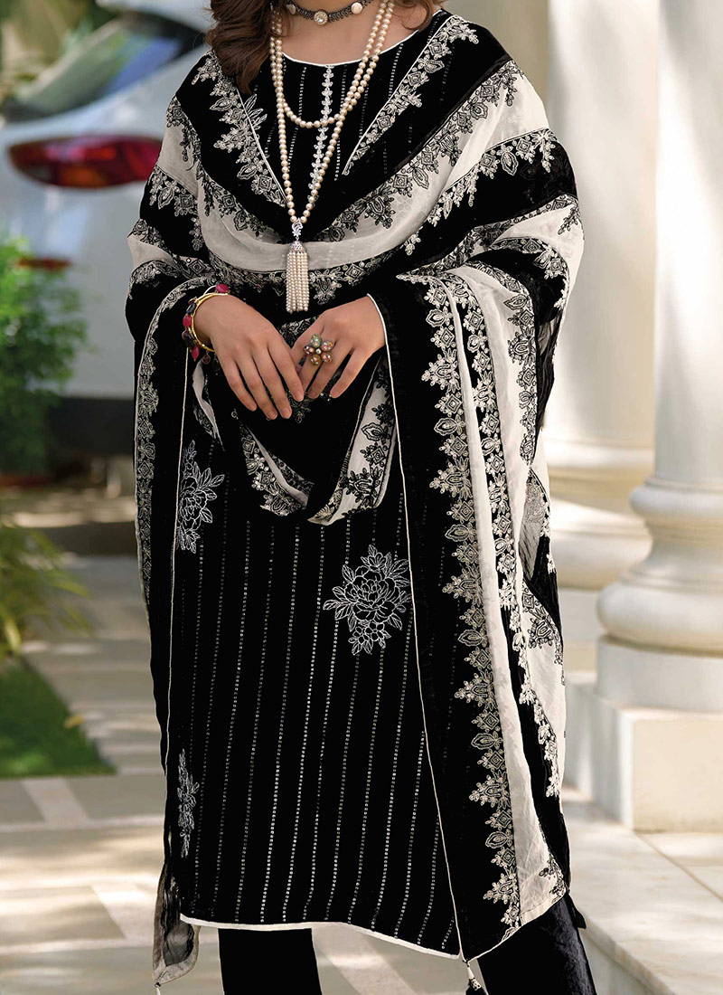 Black Solid Woolen Salwar