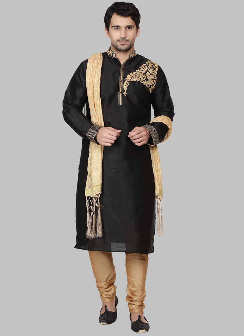 Black Embroidered Kurta Pyjama Party Wear