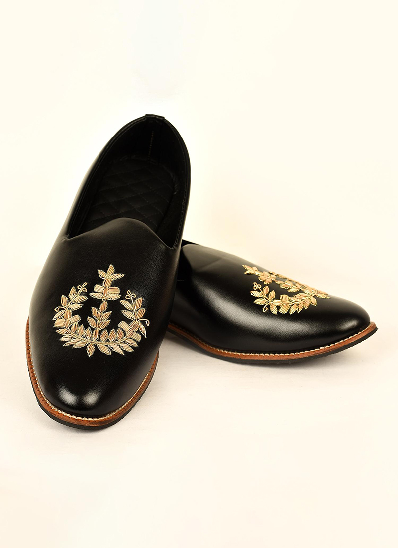 Shop Black Faux Leather Embroidered Mojri Online at Best Price Cbazaar