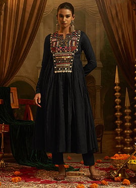 Black Hand Embroidered Mirror Work Kurta Straight Pant Set