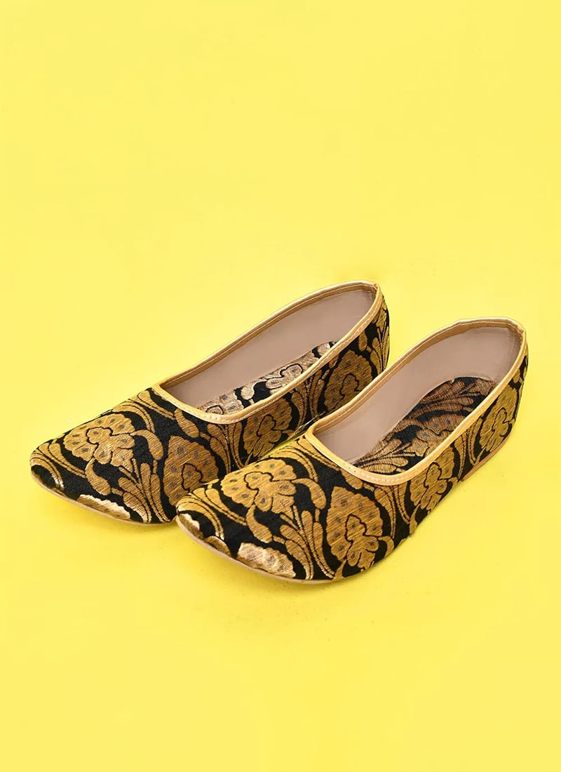 Black Jacquard Juti For Women