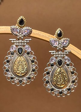 Black Lotus Engraved Kundan Dangler Earrings
