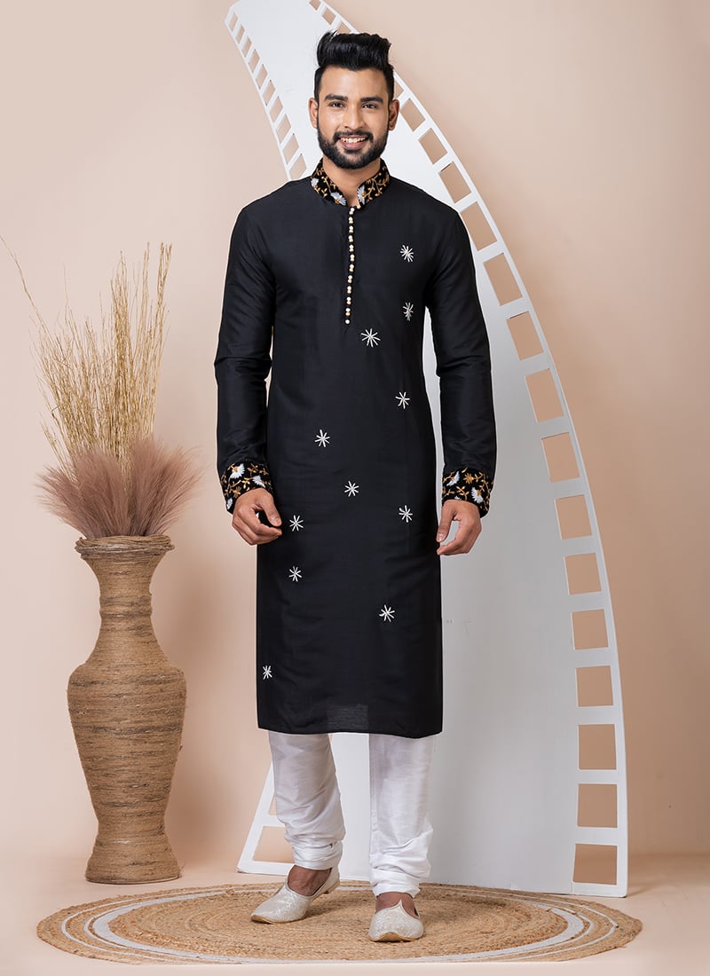Black Viscose Thread Work Kurta Pyjama