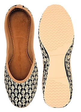 Black Zari Embroidered Juti