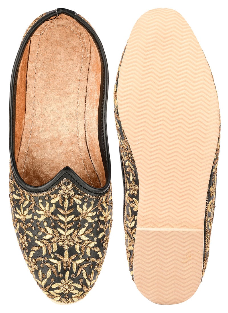 Black Zari Embroidered Mojri