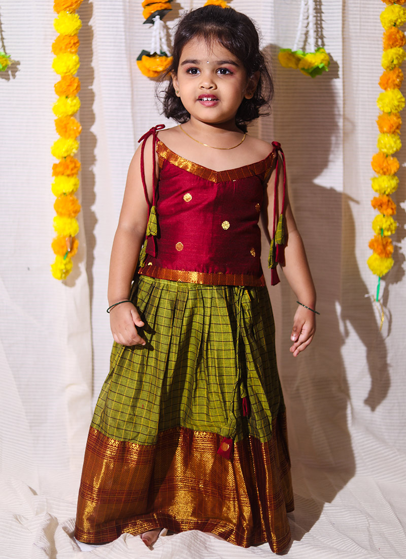 Blended Cotton Handloom A Line Lehenga With Square Neck And Sleeveless Party Wear