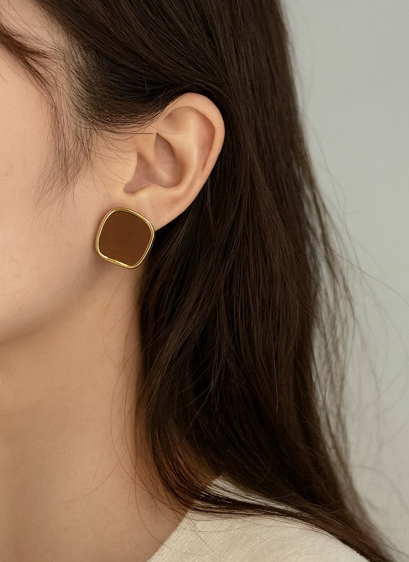 Brown Classy Studs After Six Wear