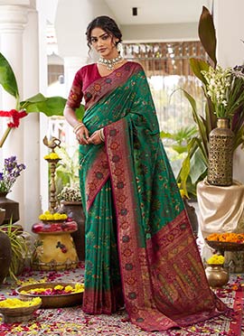 Charming Green Soft Silk Jacquard Zari Woven Saree