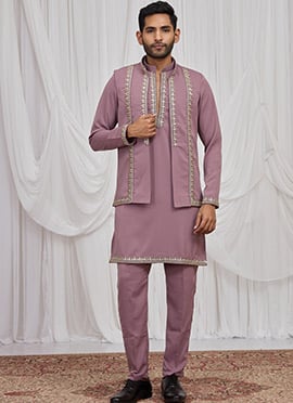 Charming Lavender Armani Hand Embroidered Lace Bandi Set