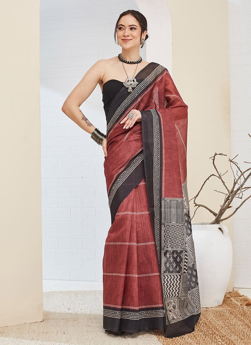 Charming Maroon Silk Blend Digital Print Saree After Six Wear