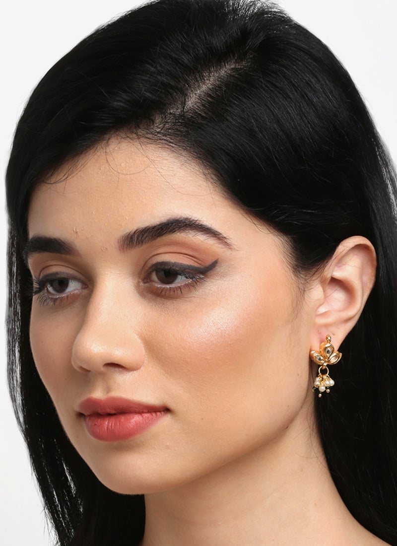 Chic Gold Plated Kundan Earrings With White Stones And Beads Drops