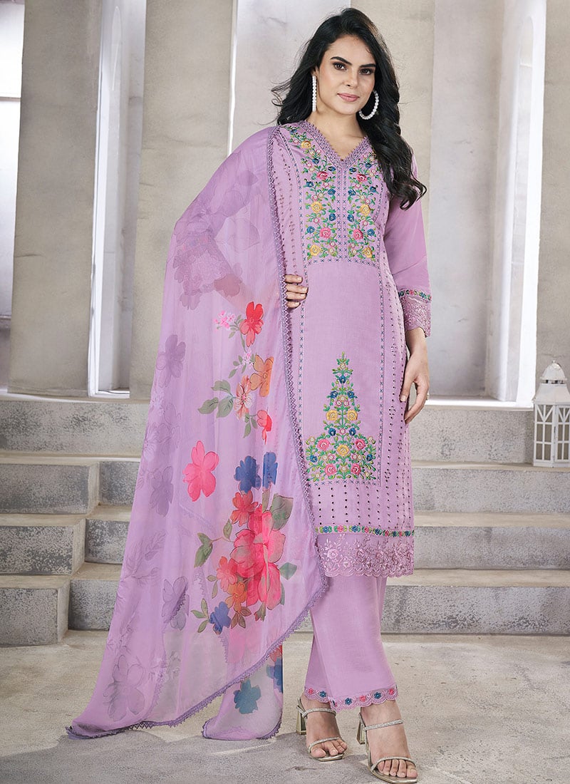 Chic Lavender Silk Straight Pant Suit With Exquisite Schiffli Embroidery