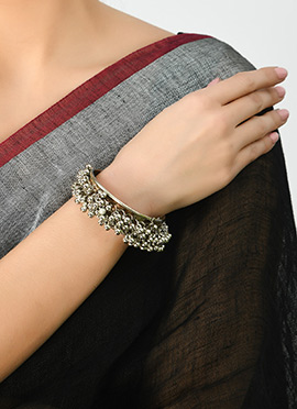 Chic Silver Oxidised Bracelet