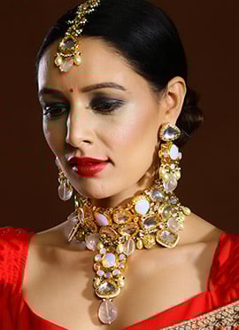 Choker Of Gold Golden Kundan Moti Beaded Grandeur
