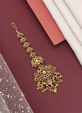 Classic Gold Kundan Mangtikka