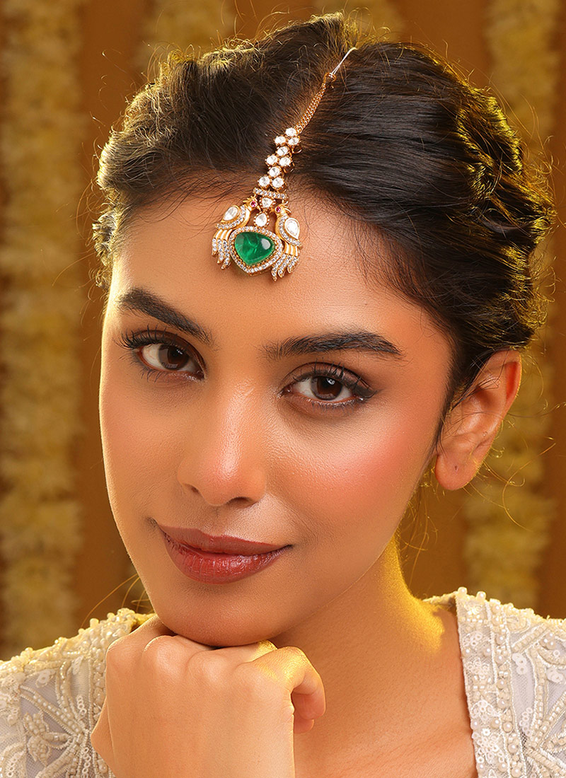 Classic Green Brass Kundan Stones Mangtikka Wedding Wear