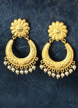 Classy Gold Plated Alloy Chaand Bali