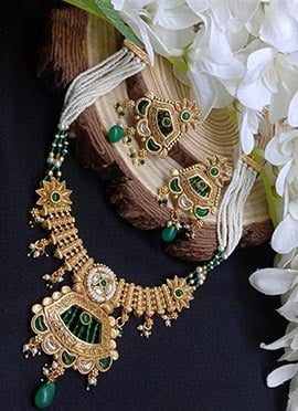 Classy Green Kundan Beads Pearl Regal Necklace Set