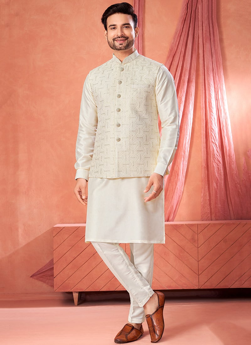 Cream Banarasi Silk Embroidered Sequins Thread Bandi Set Festive Wear