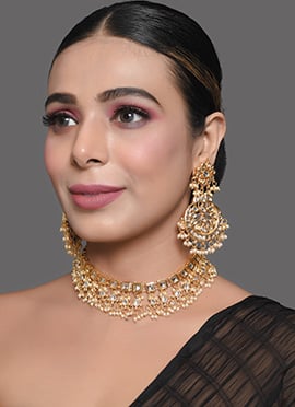 Cream Designer Necklace Set