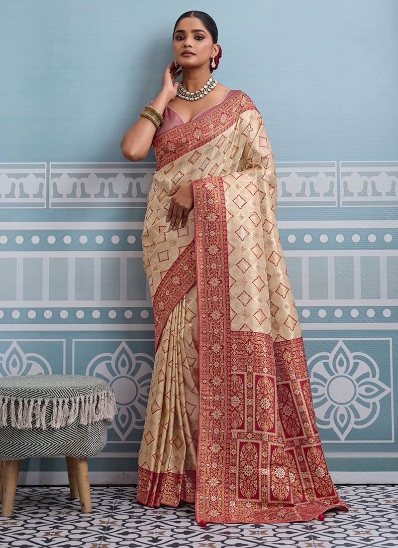 Cream Kanjivaram Soft Silk Zari Saree Festive Wear