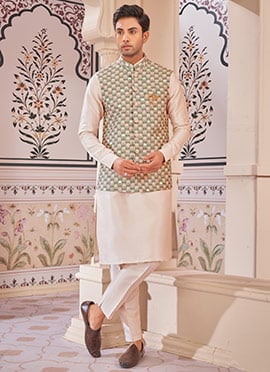 Cream Silk Embroidered Bandi Set