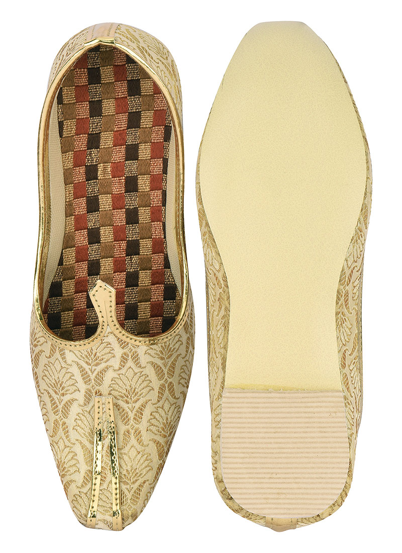 Cream Silk Jacquard Mojri
