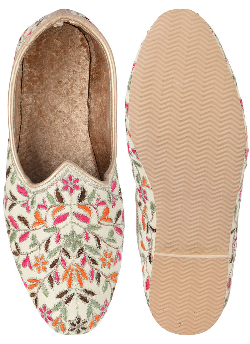Cream Zari Embroidered Mojri