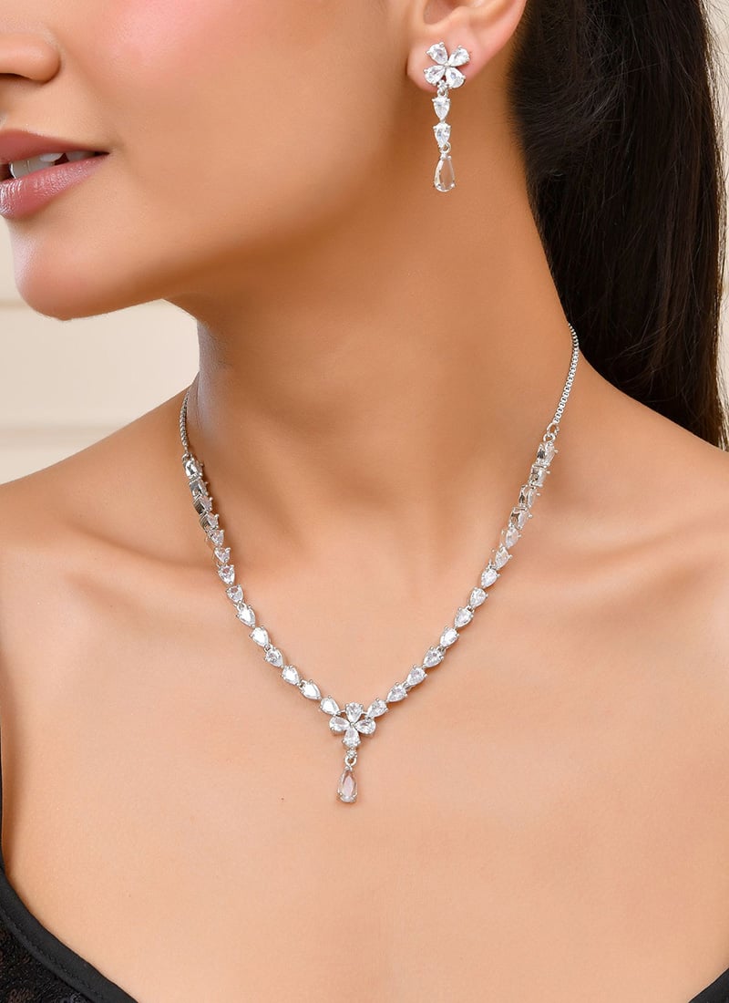 Delicate White Stone Necklace Wedding Wear