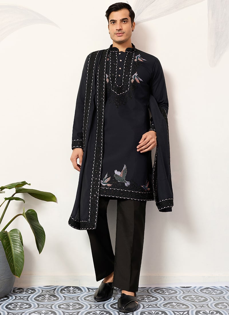 Delightful Lavender Viscose Silk Embroidered Sequins Thread Kurta