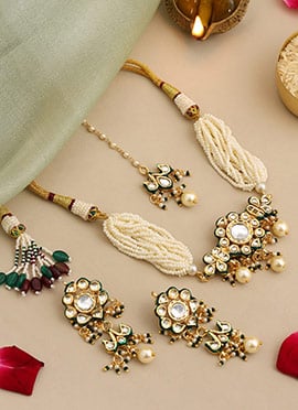 Divine Green Kundan Beads Choker