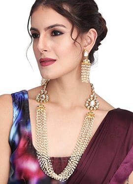 Elegant Gold Kundan Pearl Pendant Set
