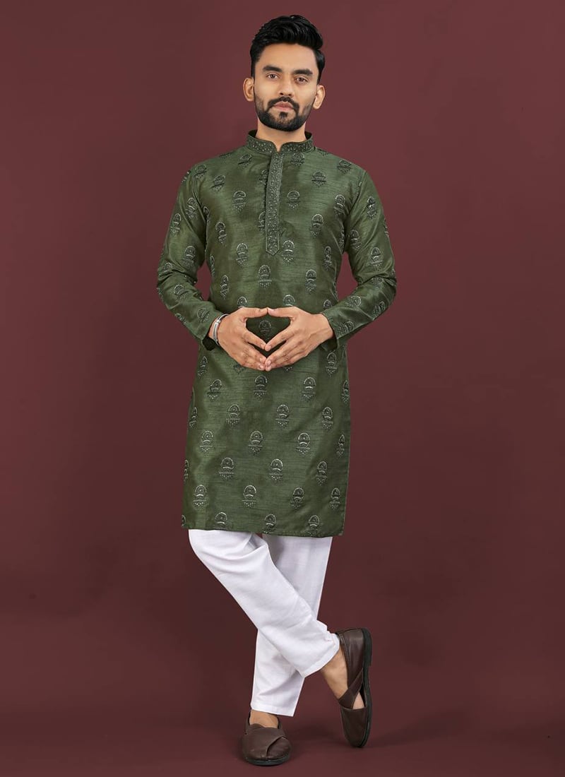 Elegant Green Banglori Silk Embroidered Sequins Kurta Pyjama Festive Wear