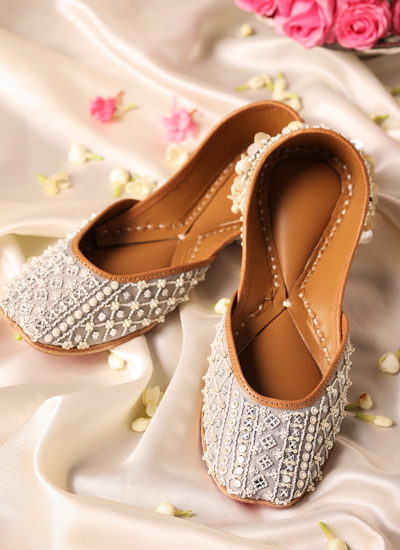 Elegant Grey Leather Juti with Intricate Embroidery