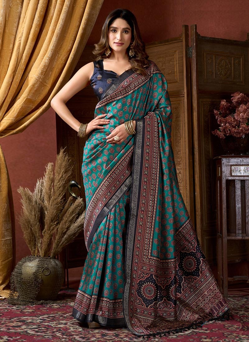 Elegant Teal Crepe Silk Jacquard Digital Print Saree After Six Wear