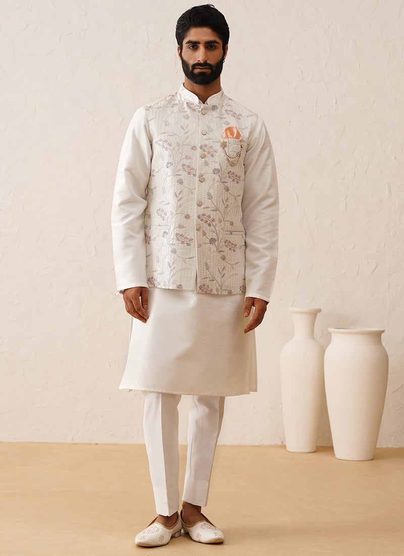 Elegantly Embroidered White Silk Hand Embroidered Bandi Set Wedding Wear