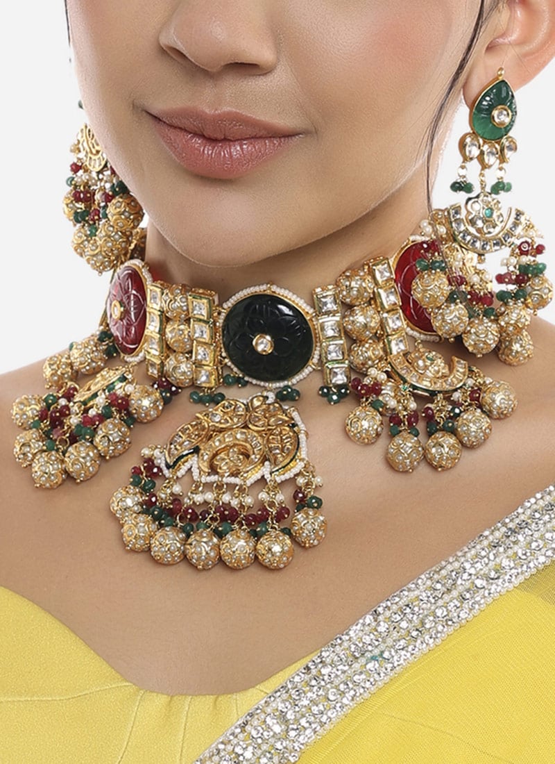 Gold Alloy Kundan Necklace Wedding Wear