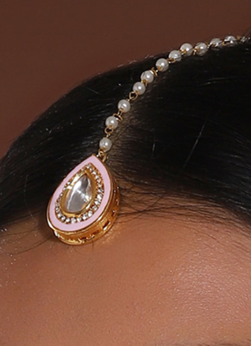 Gold Alloy Mangtikka